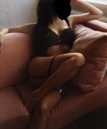 Арина, 25 лет, 2 размер груди